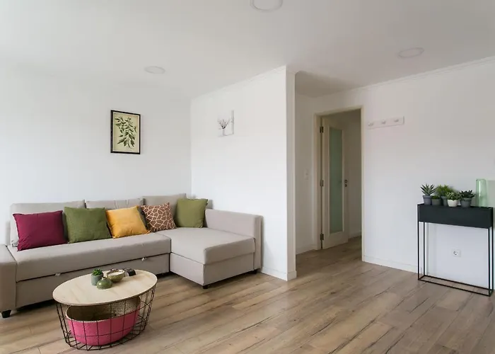 Nomad * ליסבון